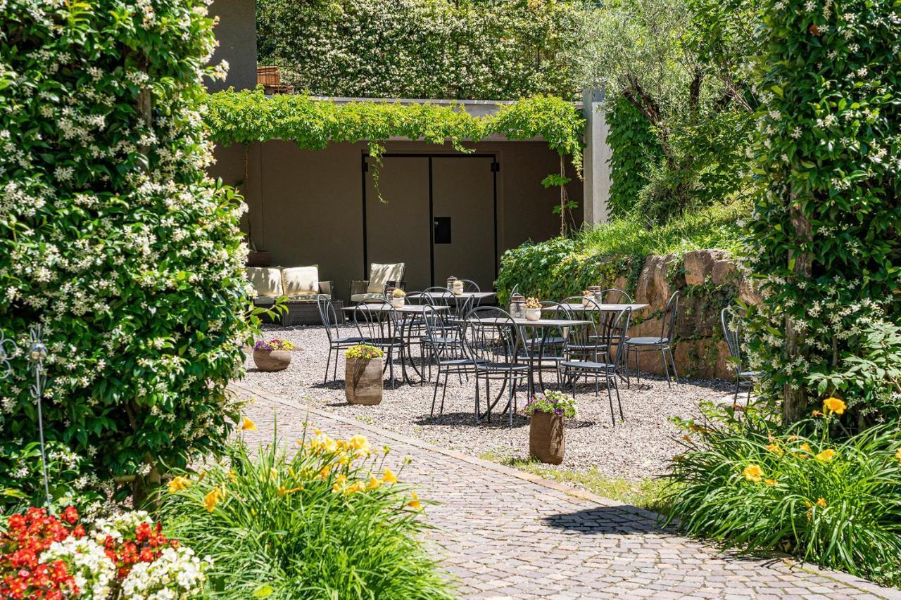 Hotel Sigmundskron Appiano Sulla Strada Del Vino Zewnętrze zdjęcie