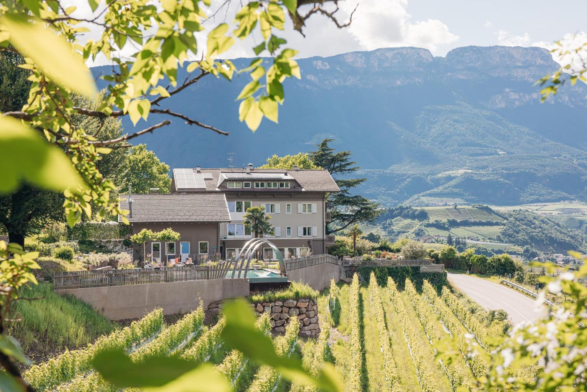 Hotel Sigmundskron Appiano Sulla Strada Del Vino Zewnętrze zdjęcie