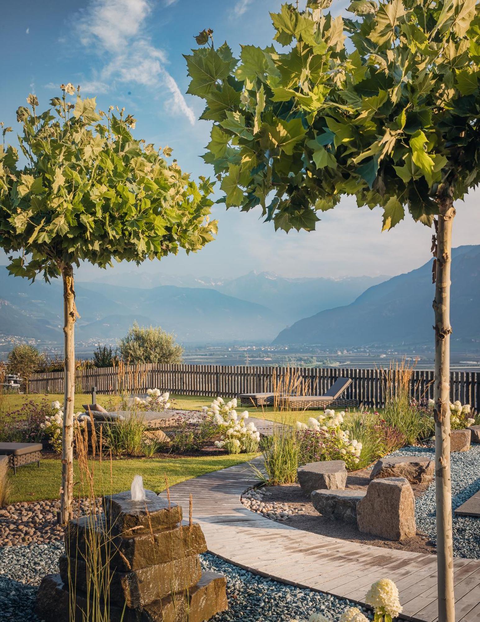 Hotel Sigmundskron Appiano Sulla Strada Del Vino Zewnętrze zdjęcie